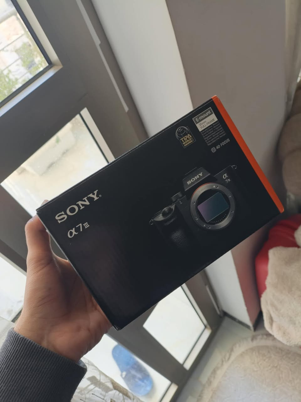 سلام عليكم شباب بدي كامرة سوني a7iii 
نضافه الف بلميه اخت الجديده شترها 6k ولا شخط بيها 

السعر مليون و 350 الف 

مكاني بغداد البياع 
رقمي ***********
