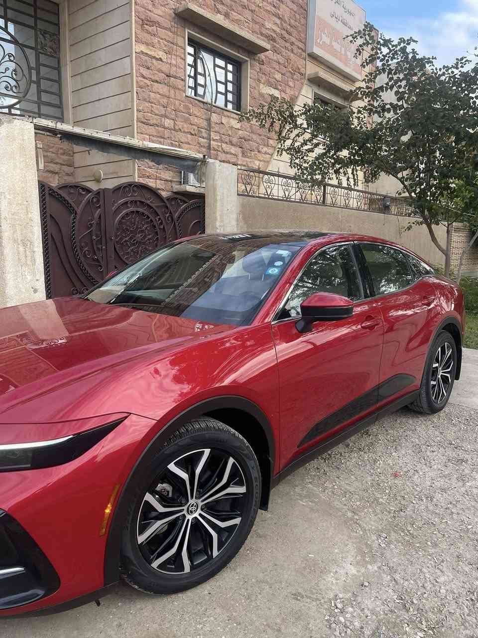 كراون موديل ٢٠٢٤ لمتد فول ماشيه٩٦الف مايل
ترقيم جديد بارحه بسمي بغداد
حادثه فقط بارد بجاملغ الخلفي ايرباك برده فقط
فول سياره لمتد
بصمه تشغيل 
بصمه ابواب
داخل بيجي 
بانوراما
كشنات الاماميه تدفئه تبريد
كشنات الخلفيه تدفئه
ستيرن هيتر
رادرات
شاشه وكاميرا خلفيه
مكانه ديالى بعقوبه ***********متوفر اتصال واتساب
سعرها ٢٨٥وبيه مجال
