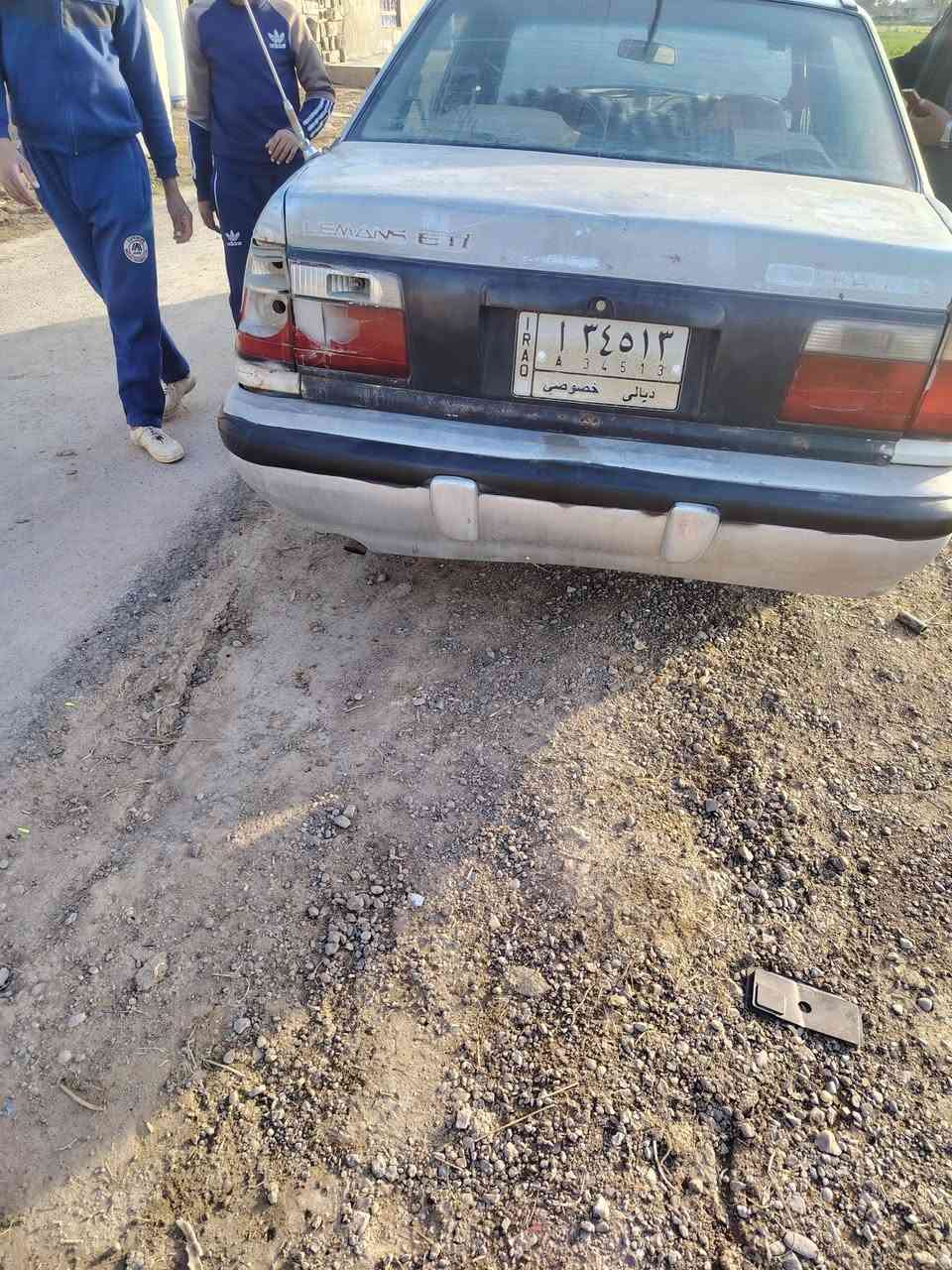 اسلام عليكم سياره لمنس للبيع موديل 93 ديالي مشروع وطني بسمي اسياره  مكان بغداد ابو غريب ازيدان مغابيل محطة بانزين خانة  اسعر 22ورقة وبيها مجال لا شراي  رقم الهاتف  *********** بي وتساب  وخاص موجود
