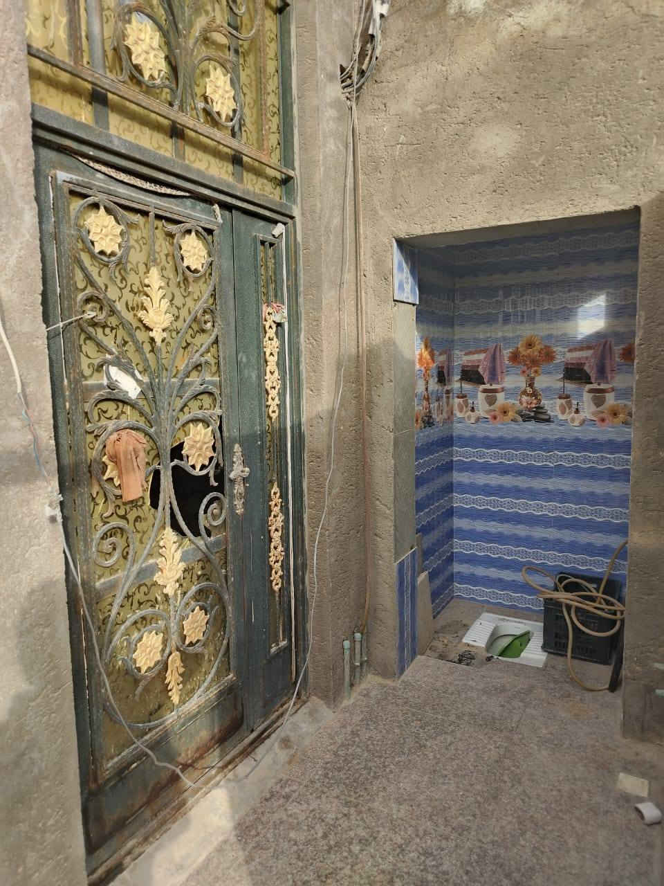 السلام عليكم
دار للبيع ١٠٠م حي النداء
 منطقه ٥٩
قرب شريط الموطفين
بناء درجه اولئ غرفتين
سعر ٧٥ مليون
الشراي يتصل ***********
