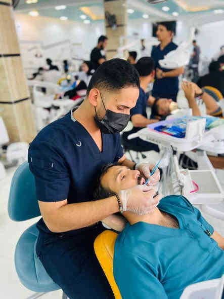 ‼️‼️
الان تعلن عيادات جامعة الحلة لأستقبال المراجعين لتقديم خدمات علاجية وتجميلية للأسنان كل ذلك (مجاناً مجاناً مجاناً) ‼️
 تحت أشراف أطباء أختصاص 
الخدمات المقدمة لكم 
- فحص شامل للفم والاسنان 
- قلع الأسنان التالفة وبقايا الجذور 
- تعويض الاسنان المفقودة بطقم جزئي متحرك + طقم كامل متحرك
- تنظيف الاسنان من التكلسات الجيرية والتصبغات وتلميعها 
- حشوات ضوئية دائمية لجميع الاسنان 

زورونا واستمتعوا بأبتسامة صحية جميلة ✅

الموقع :  بابل/ شارع 40/مجاور صيدلية سلامتك 

للحجز والاستفسار تواصلوا معنا عبر رقم الواتساب
***********
