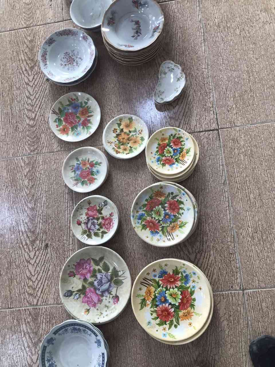 مجموعه من فرفوري مميزه    اكو توصيل ل كل  محافظات   فتخم فرنسي   جوزي  أصلي وبه ختم


**إذا كنت صاحب هذا الإعلان وتريد حذفه لأي سبب، رجاءا أرسل رسالة إلى الدعم الفني**