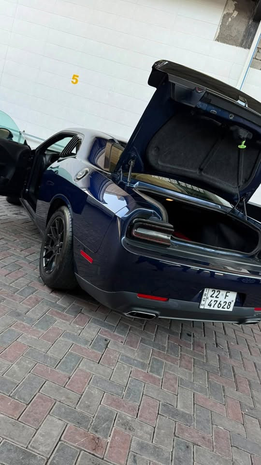 سلام عليكم
للبيع جالنجر 3600 6vفئه sxt تفاصيل سياره كله موجوده بالصور سونار ايضاً موضحه الي يحب يعرف يتصل ع رقم او مراسله ع واتس *********** مكاني بغداد شارع فلسطين
