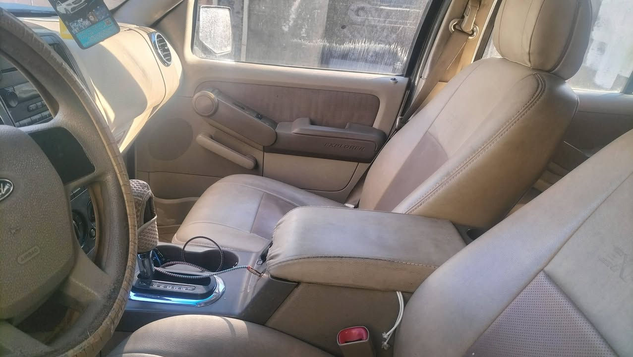 سلام عليكم. فورت إكس ابلاور 2007
سياره جاهزه من كلشي    رقم كركوك. سنويه 27     ديالى بعقوبه السعر 95 
***********
