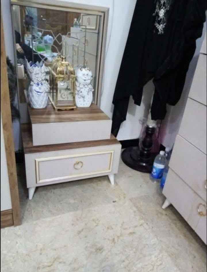 أغراض مستعملة للبيع ماعدا التخم جديد نظيفات أمانة ومابيهم اي ضرر واسعارهم مناسبة راسلوني خاص وتدللون


**إذا كنت صاحب هذا الإعلان وتريد حذفه لأي سبب، رجاءا أرسل رسالة إلى الدعم الفني**