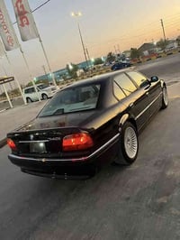 BMW مديل ١٩٩٦ كاسحه حجم ٧٤٤ اصل محرك وكير على الشرط ‏حداديه نضيفه  بدو...
