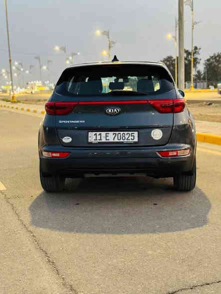 نوع السيارة : سبورتج

سنة الصنع : 2017    

عداد المسافة : 130 الف ميل

اللون : رصاصي (نفطي)

عدد الاسطوانات : 4 سلندر 

حجم المكينة : 2400 ✈️ gdi

- المواصفات
- شاشة كار بلي
-شاشه عداد 
- كامرة دوارة 
- ٣انظمه قياده
- اوتو هولد
- هاند بريك دكمه
- اشاره بالمرايه

حادث السياره 
بنيد صبغ 
صفحه عكس السائق صبغ بسبب شخط  

رقم السيارة (بغداد ) / تحويل مباشر ✅

السعر  ١٤٣ بيها مجال
 
اتصال مباشر / او واتس اب

***********
