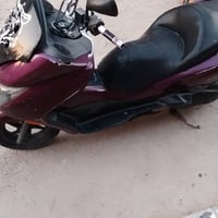 دراجه فورزا 010للبيع  الدراجه خير من الله  مكان الدراجه بغداد الكماليه...