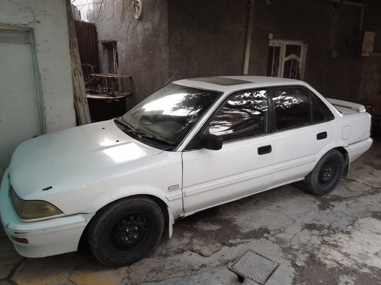 كورلا موديل ١٩٩٠ كير شد جديد ومحرك نضيف بأسمي سكني بغداد مامتواجد على الفيس هاذا رقمي ***********
