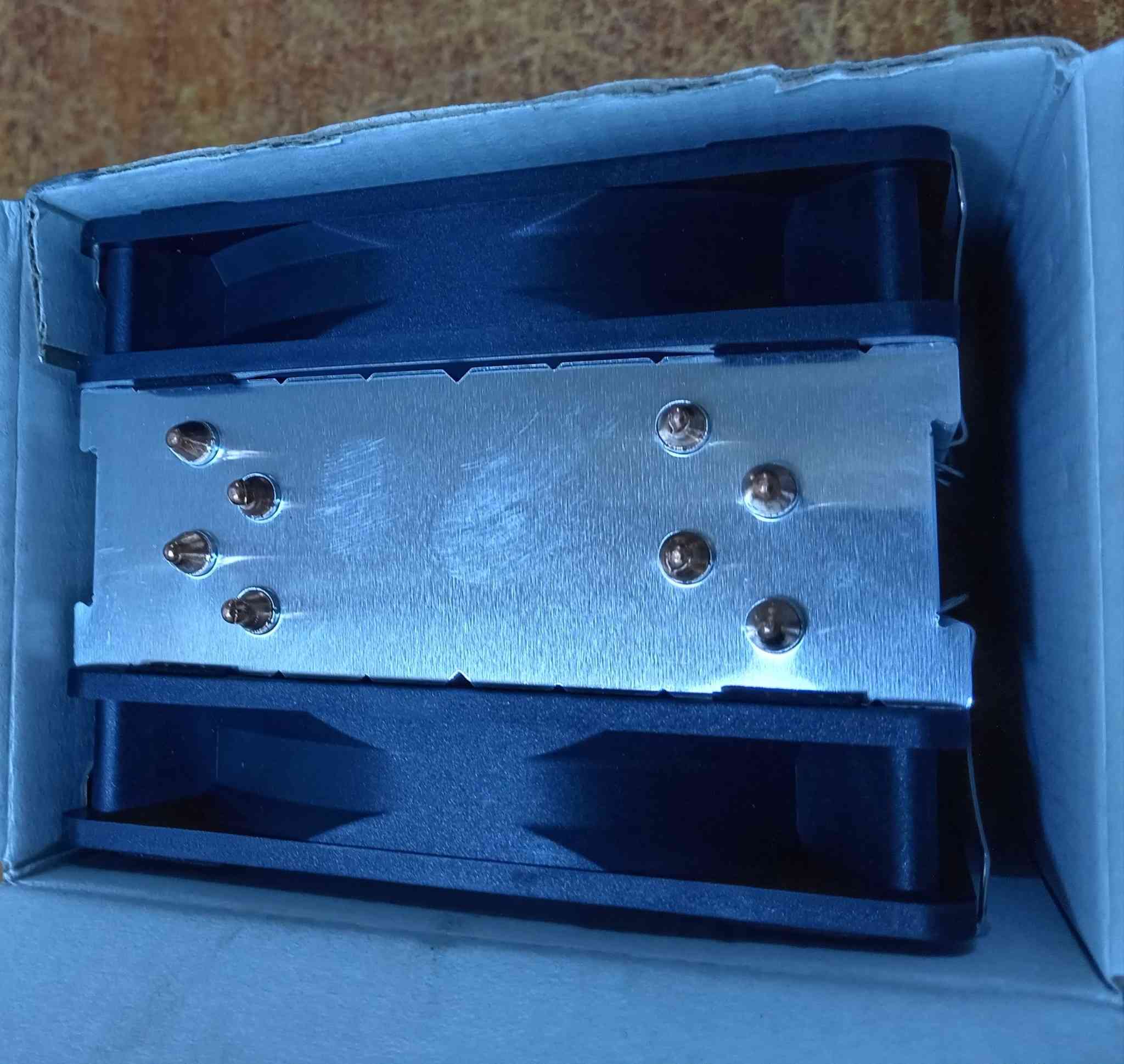 جديد غير مستخدم ومفحوص فقط نموذج مبرد معالج 2فان rgp أكثر شي سوكت انتل  زيون 2011 ورازين AM4 َوAM5 🌹 سعر 30 الف مع التوصيل مجانا


**إذا كنت صاحب هذا الإعلان وتريد حذفه لأي سبب، رجاءا أرسل رسالة إلى الدعم الفني**