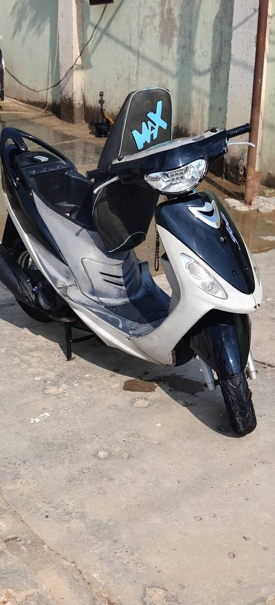 منغولي برغي ممفتوح بيها مراوس مو بيع فقط مراوس


**إذا كنت صاحب هذا الإعلان وتريد حذفه لأي سبب، رجاءا أرسل رسالة إلى الدعم الفني**