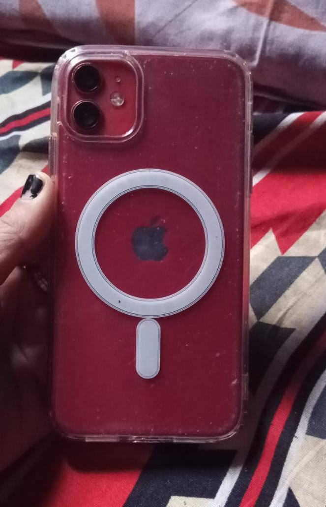 سلام عليكم عندي  ايفون 11 عادي  
بطاريه 75
 ذاكره 265 كلشي ما مبدل بي نضيف مكاني بغداد


**إذا كنت صاحب هذا الإعلان وتريد حذفه لأي سبب، رجاءا أرسل رسالة إلى الدعم الفني**