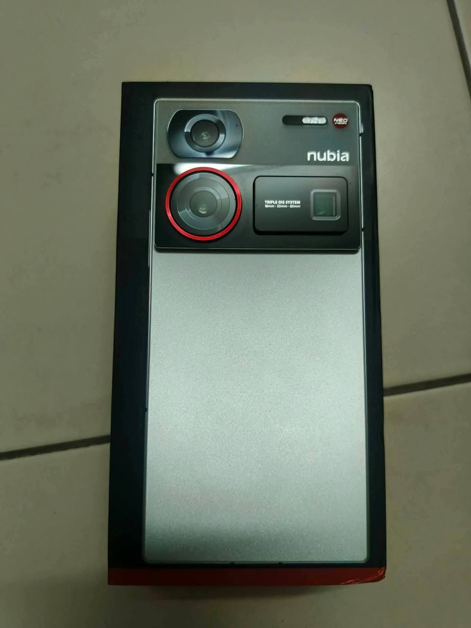 نوبيا Z60 ultra بوضع الوكالة 
مواصفاته معروفة
نسخه عالمية ذاكره ٢٥٦ 
رام ١٢+١٢
معالج سناب دراكون ٨ جين ٣
شاشة اموليد ٨.٦.  ١٢٠ فريم
بطارية ٦٠٠٠ شاحن 80 واط
كامرات عملاقة بالتصوير ٥٠+٦٤+٥٠
كامرا امامية مخفية تحت الشاشة
بيع او مراوس مكاني بغداد زعفرانية


**إذا كنت صاحب هذا الإعلان وتريد حذفه لأي سبب، رجاءا أرسل رسالة إلى الدعم الفني**