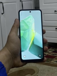 انفنكس هوت 30 play نضيف بي بس الفطر بلشاشه ممفتوح تجي تاخذه من البيت م...