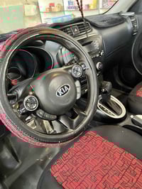 كيا • سيارة • بدون تفاصيل