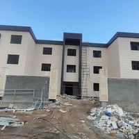 واجهات حديثة • كيرتن وول • بورسلن