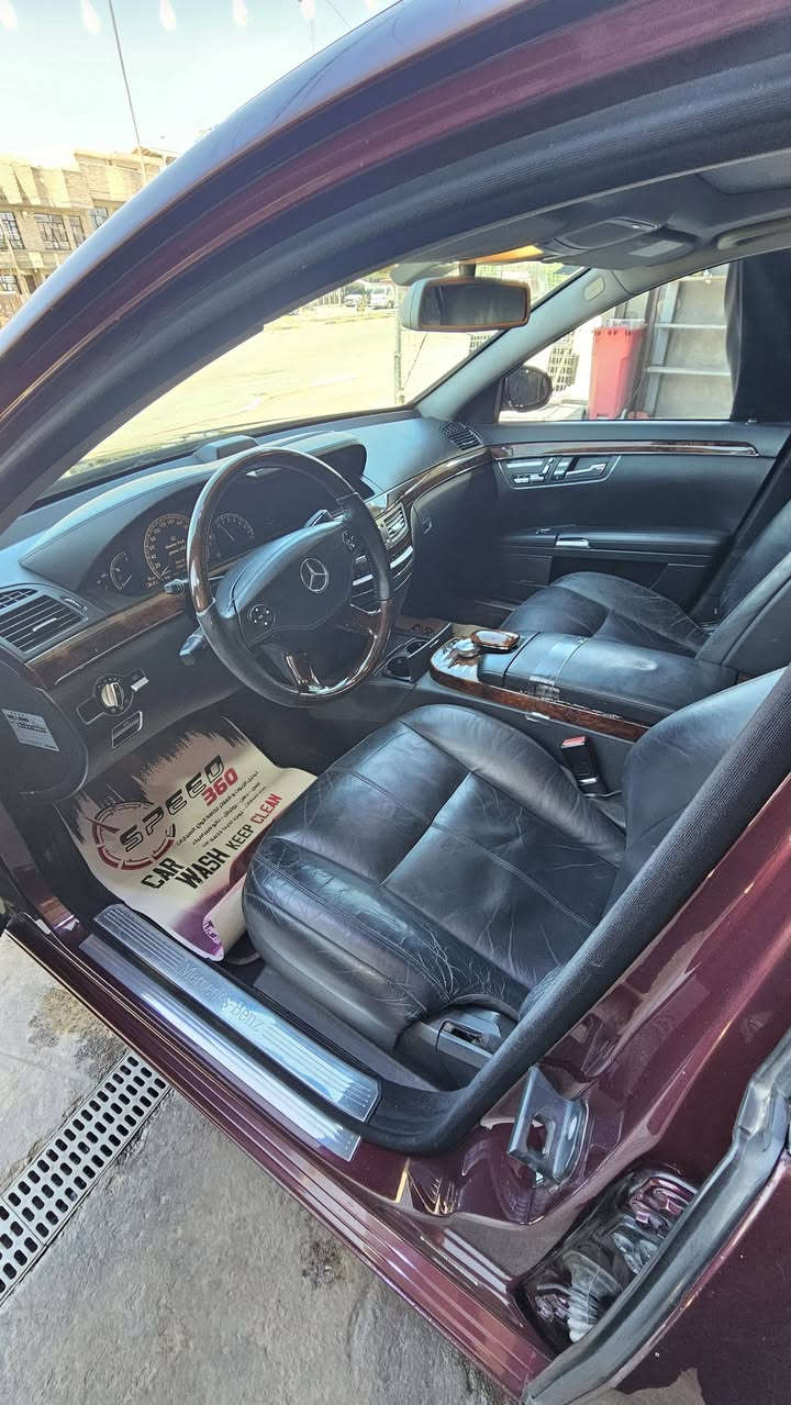 مارسيدس s500 2006للبيع
4 بيبان شفط 

جنطه شفط 

5 بردات 

السيارة جكات تصعد وتنزل 

وارد ياباني 

مكفولة من الضربة 

مكينه 5000 v8 

تدفئة بالكشنات الأمامية والخلفيه 

الكشنات الخلفيه تحكم كهربائي 

تبريد 3 قطع منفصل الامامي تحكم وحد والخلفي تحكم وحد 

خزن ميموري 

وبعد بيها هواية مواصفات معروفه ال s 
بيها صفحه كلير فقط بدون معجون او حادث باليابان 

180 وبيها مجال 

ملاحظة السيارة مابيها ولا جك مشتغل وماشية 103000
***********
