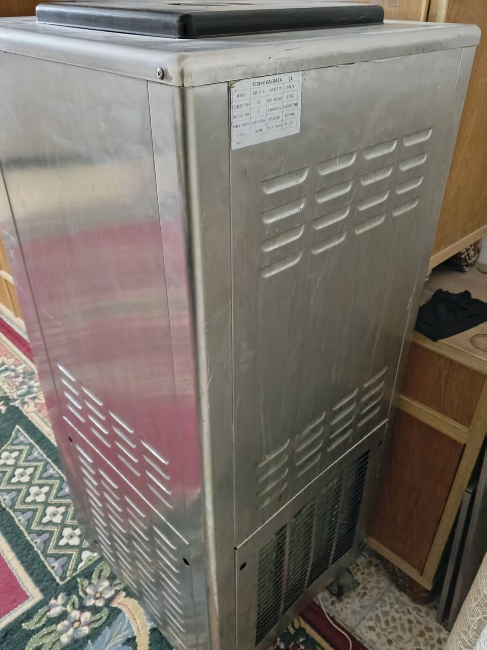 ماكنة ايس كريم للبيع السعر مليون وميه شراي يجي خاص


**إذا كنت صاحب هذا الإعلان وتريد حذفه لأي سبب، رجاءا أرسل رسالة إلى الدعم الفني**