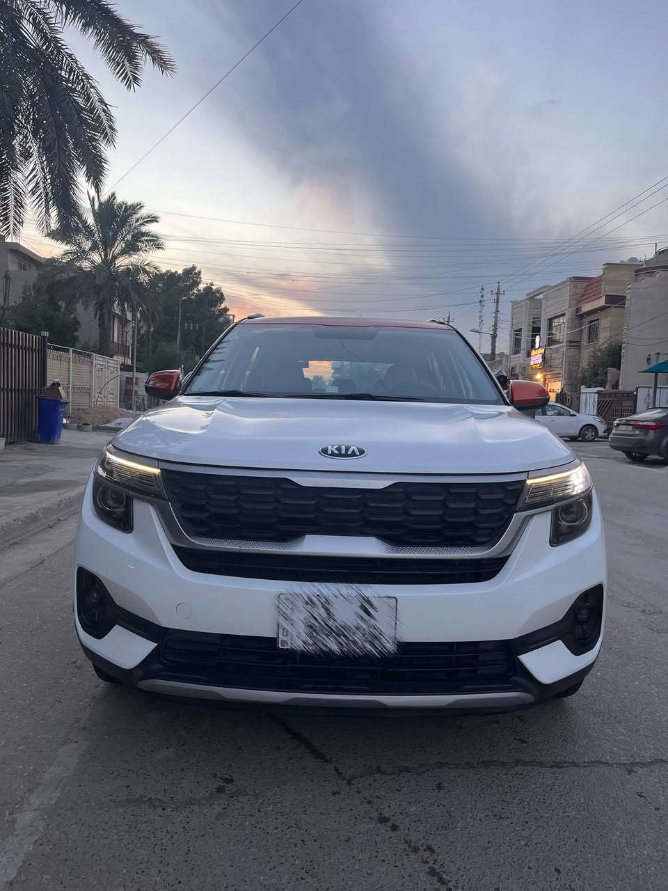 السلام عليكم 
كيا سيليتوس 2021 خليجي 
وكالة الدولية 
محرك ١٦٠٠ هندي وليس صيني
توكلر 
بدون صبغ 
بدون تبديل 
رقم بغداد
ماشية ١٤ الف 

بصمة 
كشنات جلد 
فرس خلفي 
تحكمات ستيرن 
مري شفط

السعر :168$ وبيه مجال 
***********
