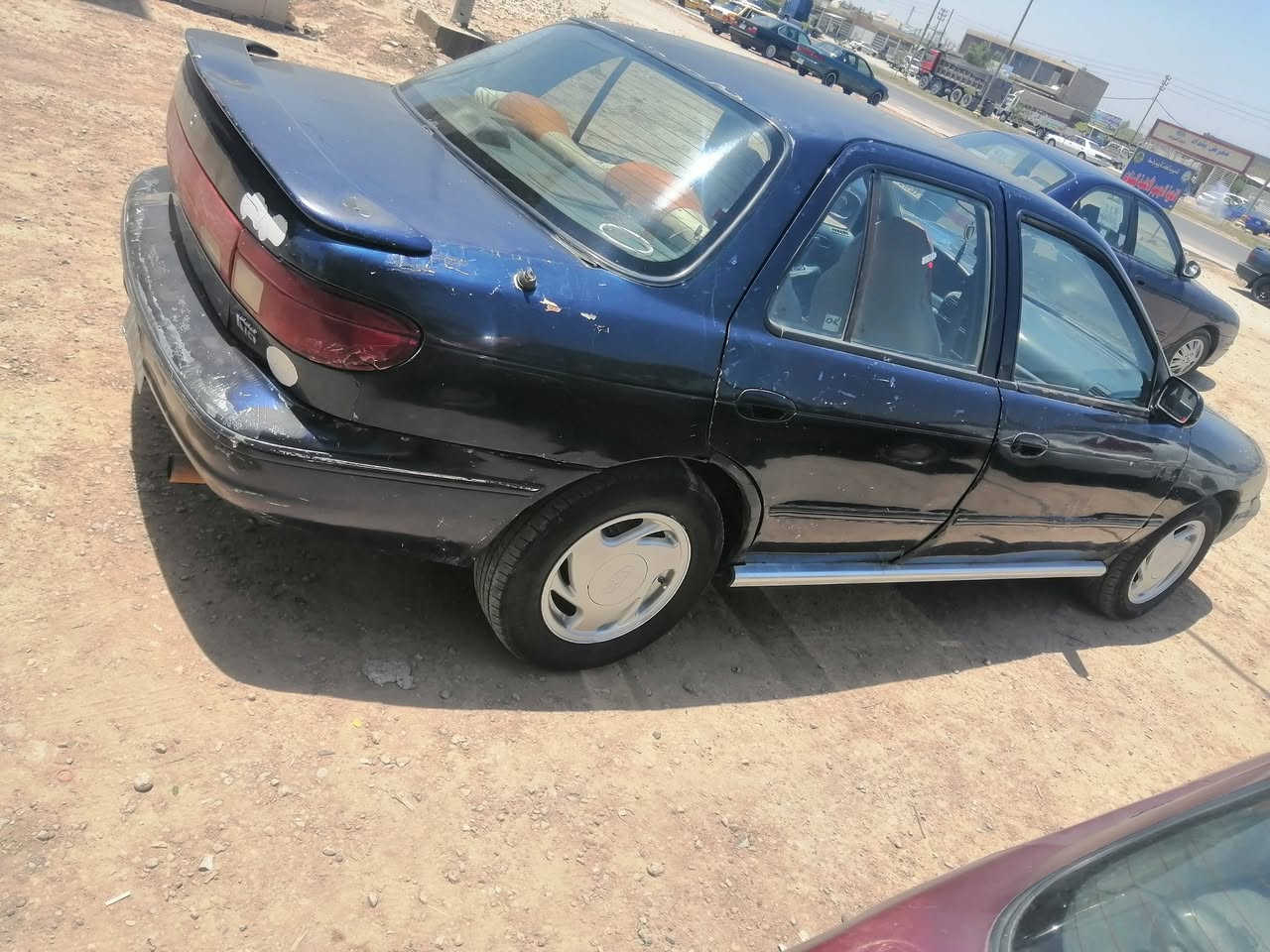 السلام عليكم للبيع سياره كيه سيفيا موديل ٩٣ رقم بغداد مشروع وطني رقم انكليزي السيارة مجال مكينه وكير خير من الله حداديه نضيفه كهربائات شغاله السعر ٢٦ وبيهه مجال العنوان واسط الصويرة رقم الهاتف *********** *********** الشراري يخابر ويدلل مامتواجد على الفيس الاستفسار على الرقم
