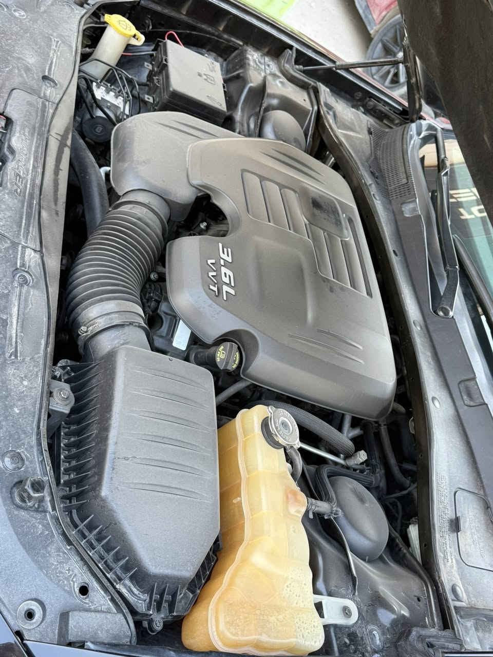 السلام عليكم جارجر 2020 SXT كلين ماشيه67 سياره بلادي مامبدل اي شي بيه اربيل السعر 21000$يعني 210$مكان السياره بغداد حي العامل للاستفسار ***********
