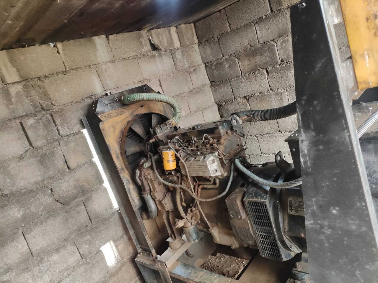 السلام عليكم ورحمة الله وبركاته 
مولد بيركنز انگليزي 60كيفي معمر جديد كامل ما بيه نقص مكاني الحويجه 
السعر 24ورقه
***********
