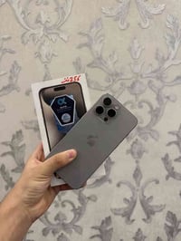 ايفون 15 برو ماكس • ذاكرة ٢٥٦ • بطارية ٨٧٪