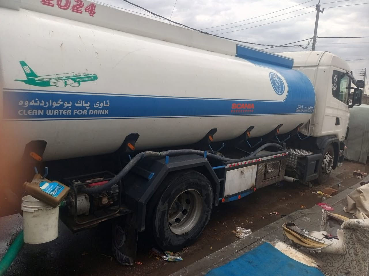 سلام عليكم تنكر البيع مديل ٢٠٠٣انجتر ٤٢٠بلاديه تحويل ثاني يوم تانكي ١٨طن سياره خير من الله ***********هاذه رقم راعيه باقي تفاصيل سعر ٢٨٠او بيه مجال
