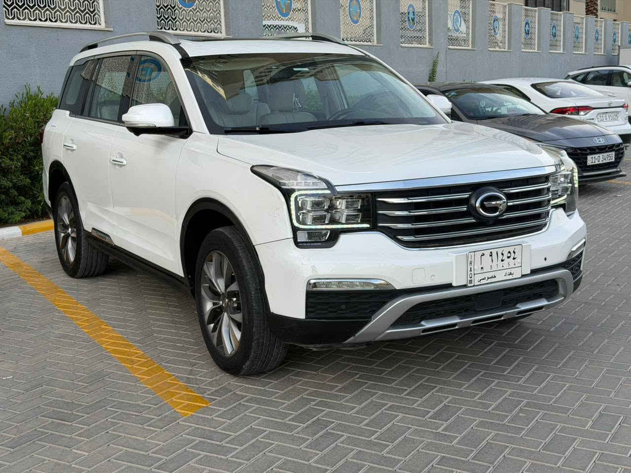 السلام عليكم 
بيع او مراوس 
جاك GS8
موديل 20 
سياره مكفوله بدون صبغ وبدون ضربه 
فول مواصفات 
بصمه 
شاشه 360 
كأمره 
كراسي جلد 
بانوراما 
محرك 2000 تيربو 
مكانها بغداد حي الجهاد 
السعر 145$
للاستفسار 
*********** بغداد, العراق
