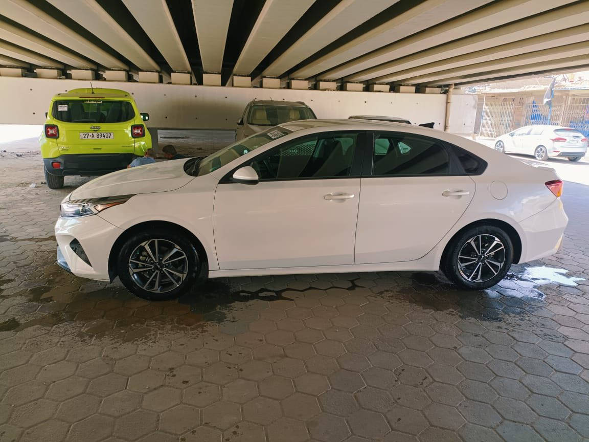 السلام عليكم 
للبيع كيا فورتي ابيض 2024 
محرك 20 دوش
ماشي 31 الف ميل 
سياره بدون صبغ 
سياره حادثه شبر جاملغ راجع بارد 
صوره موجوده داخل منشور 
حره ذي قار بسمي 
ملاحظة صوار حادث موجوده في المنشور 

السعر قفل قفل 1٦٥ ورقه 
اي استفسار ***********
