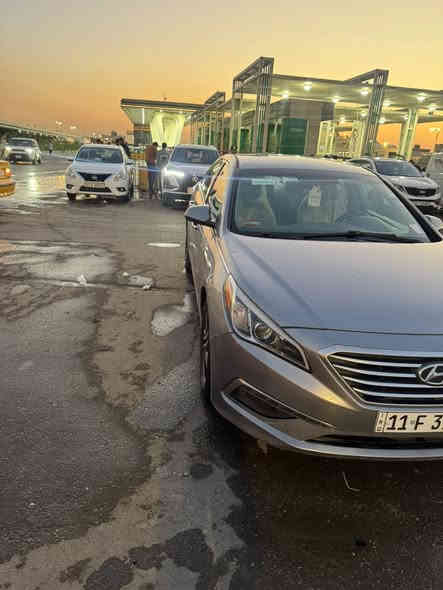 السلام عليكم سوناتا 2015 وارد امريكي حادث قبق جنطه فقط شاصي لغد مكفول يعني سياره بدون دواخل  سونار موجود مع الصور محرك 2400 رقم بغداد دولي بأسمي مكاني بغداد الامين الثانيه السعر 120 وبيها مجال للطيبين رقم الهاتف ‭0772 584 4953‬
