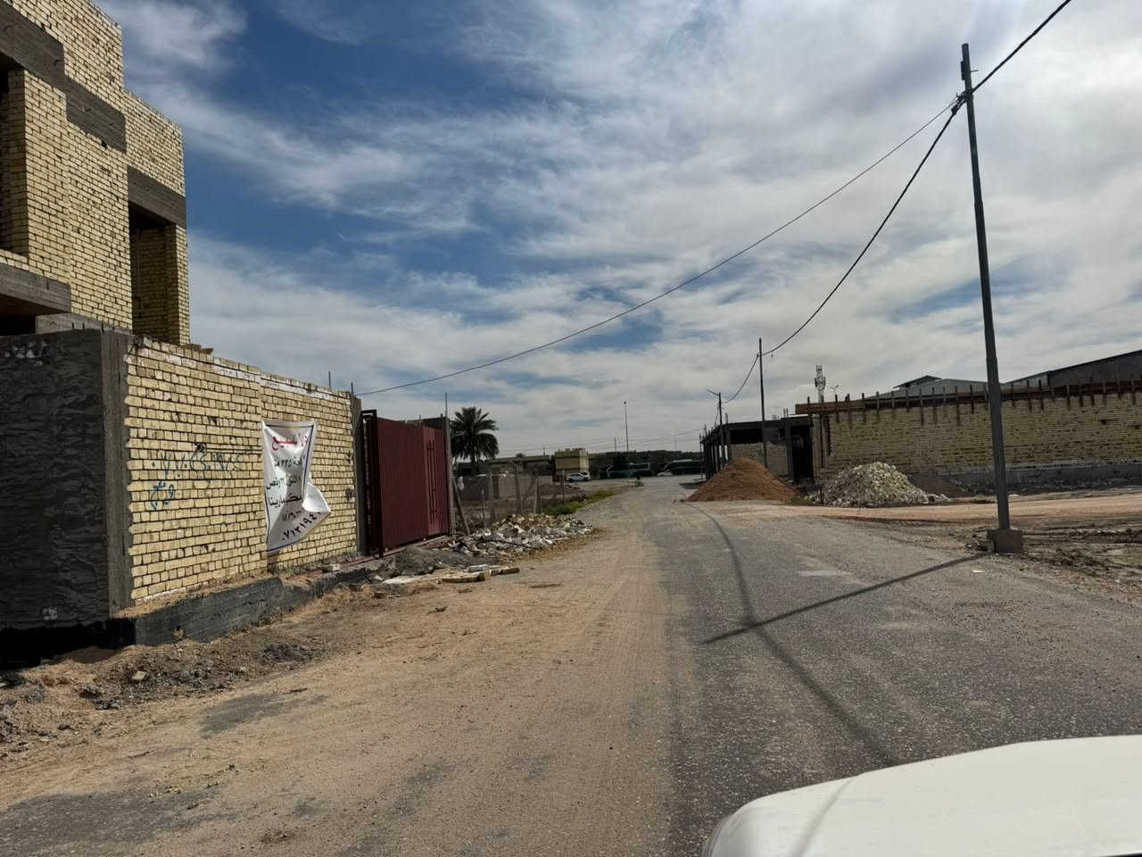 تتوفر لدينا قطع أراضي للبيع
طريق حله كربلاء يم مفروشات الجنابي على شارع مباشرتا 

وكما  توجود قطع أراضي للبيع مختلف المساحات 

٢٠٠ متر   / ٣٠٠  متر / ٢٥٠متر  / ١٥٠ متر  / 

علما أن التقسيم حسب الطلب 

لمعرفة السعر والتفاصيل ***********
 ‭0770 120 0373‬
‭0782 133 3437
