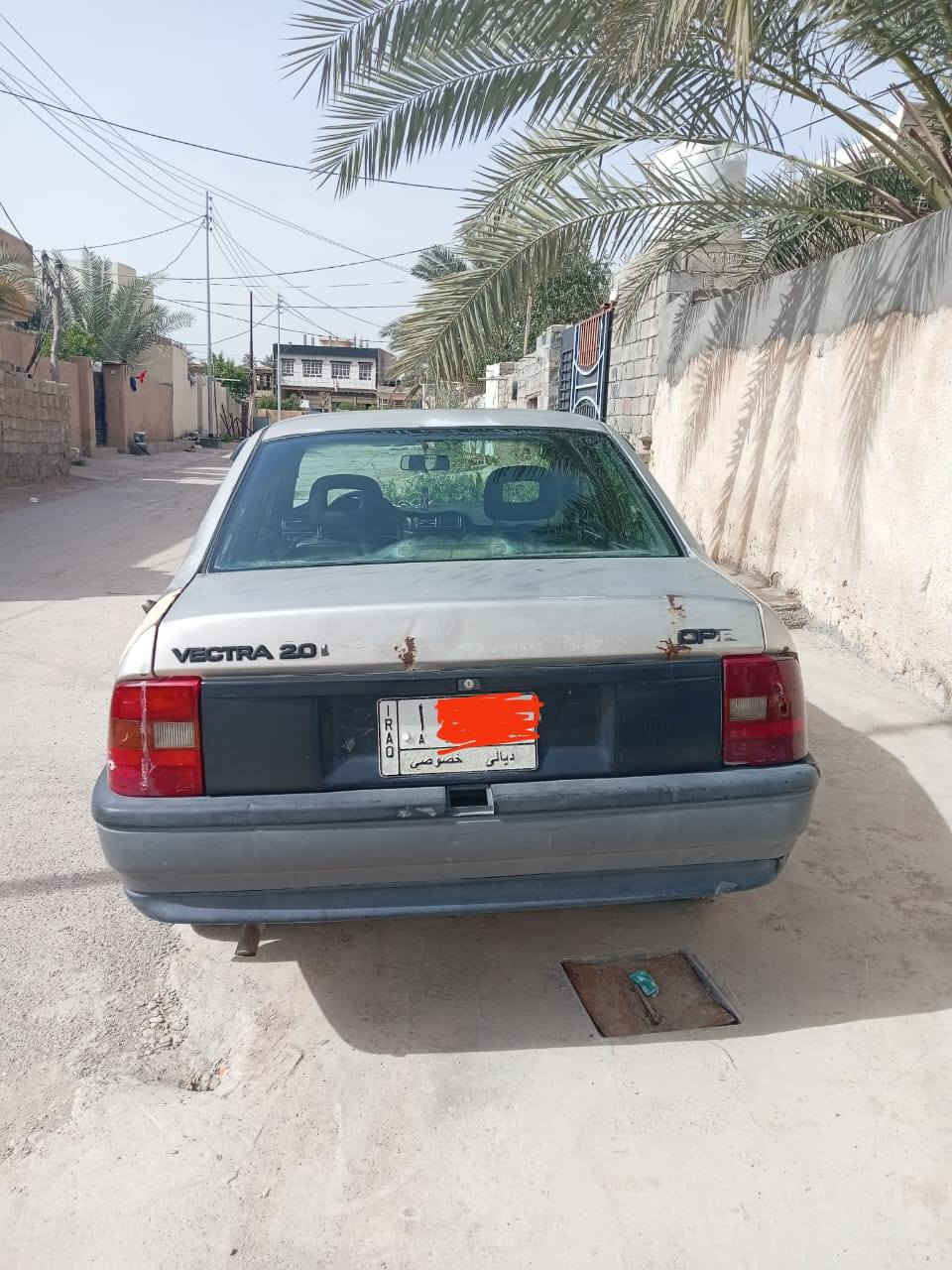 سلام عليكم سياره اوبل فيكترا موديل 92 مشروع وطني كير محرك مكفولات كهرباتيات كلهه شغاله تخم تايرات جديد سياره خير من الله مكاني ديالى السعر 27 وبيهاا مجال
***********
