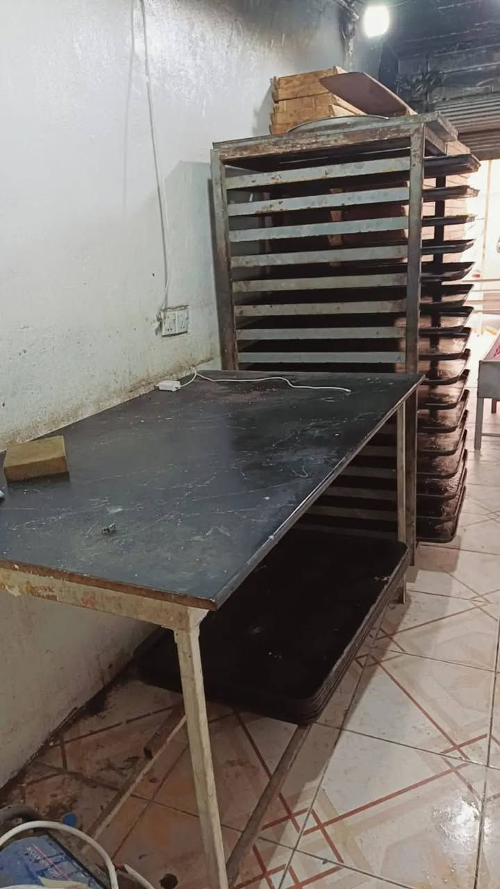 يوجد أغراض فرن كهربائي للبيع مكاني كركوك وبسعر مناسب للاستفسار اتصل ***********
