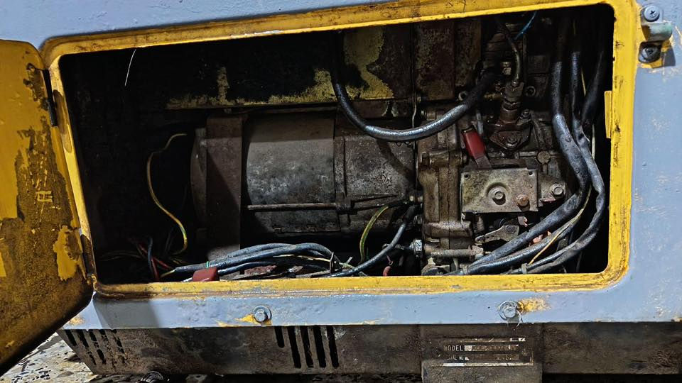 مولد كامه ٢٠ امبير كاتم السعر ٤٥٠  العنوان ميسان مكلف بالنشر ***********
