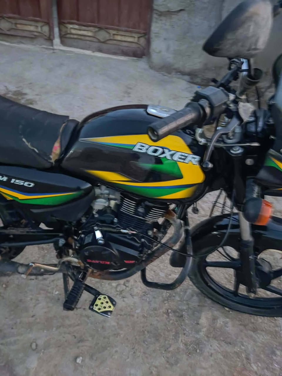 سلام عليكم بوكسر موديل 2023 رقم وسنويه بابل مداور ثاني يوم محور مكينه دايون حجم 200 السعر 1450 وبيها مجال حك جيه للاسفسار مراسله او الاتصال علئ الرقم ***********
