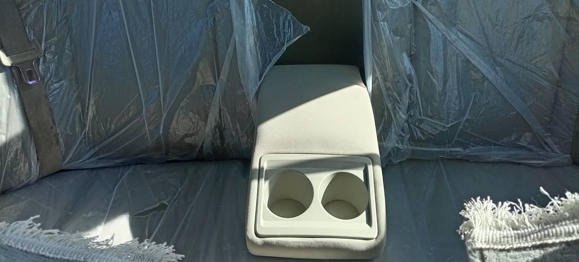 کوشنەنە دەفروم
ئەتلیزە دەفڕوشم
***********
