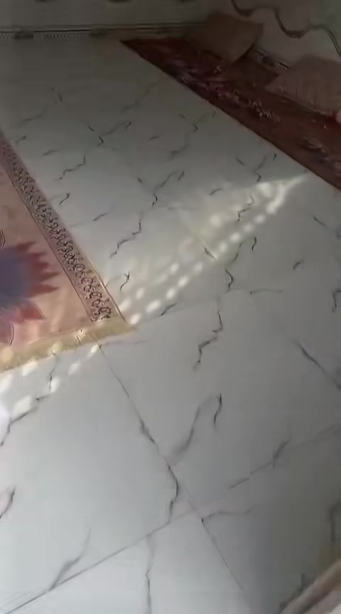 السلام عليكم بيت المساح 95 م
سديناويه حي الرحمان

 وره مجمع اكتوبر

 يبعد عن الشارع عام 70م 

بي غرفه وصاله ومطبخ ودويوانيه 

وصحيات داخليه وخارجي 

بناين بلوك صب كونكريت 

سعره 38 وبيه مجال  

باقي التفاصيل

***********
