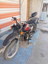 بوكسر • حديد • قابل تفاوض