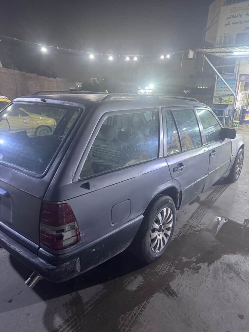 مارسيدس ستيشن مديل 92 السياره كير ومحرك بطه جديدات وراديتر جديد وكاردن سياره نضيفه ومشيه خير من الله رقمها انبار وتحويل ثاني يوم سياره مثل مشوفون كبالكم حلوه ومزود عليها بلك وشوته مفوله  بس ابيعها لان اريد اسدد الديون سعره 26وبيها مجال مكاني بعدد البلديات تواصل على الخاص


**إذا كنت صاحب هذا الإعلان وتريد حذفه لأي سبب، رجاءا أرسل رسالة إلى الدعم الفني**