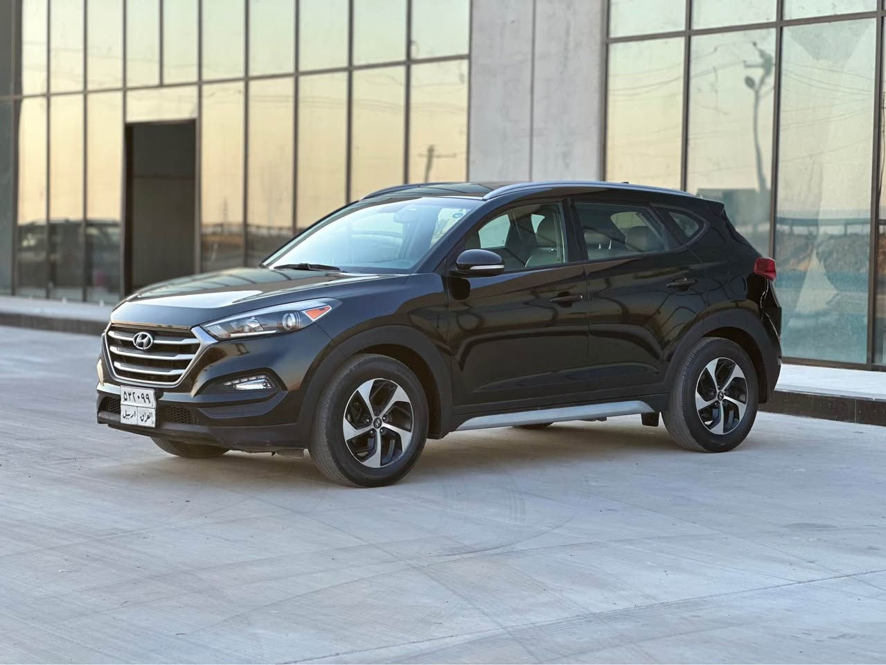 هونداي توسان موديل 2017 بدون صبغ ارباكات سليمة 
فول مواصفات ماعدى الفتحة سعر 144 ورقة و مجال 
تريد تحويل تريد وكالة حاضرين مكان سيارة عقرة 
*********** اكر, نينوى
