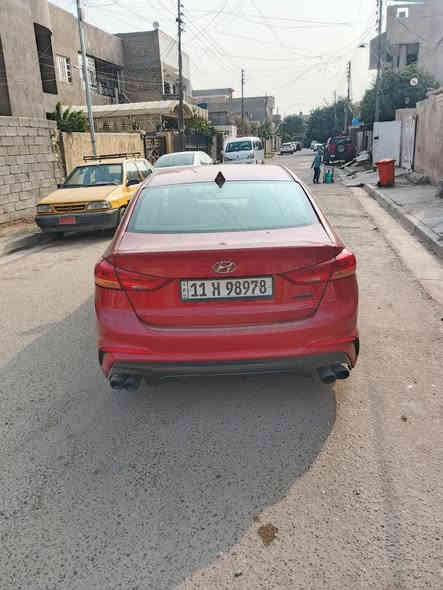 السلام عليكم للبيع الانترا اومراوس بكورلا هايبرد السياره موديل 2017محرك 1600تيربو السيارات فئه السبورت دبل اكزوز مواصفات عدسات ام الد الحمر وكشنات جلد وتدفئه بل كشنات مشدود تخم تاير جديد وتخم ويل هم جديد تبريد ثلج  شفتات رياضي بيه صدر امامي خلفي خير من الله سنويه بسمي تحويل ثاني يوم ارقام انكليزي رايده 125 مكاني الدوره أبو دشير ***********
