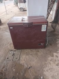 مجمده ١٠قدم نضافة ٨٠% افريز خارجي يعني بعد مايصير بيه ليك تجميد فول سع...