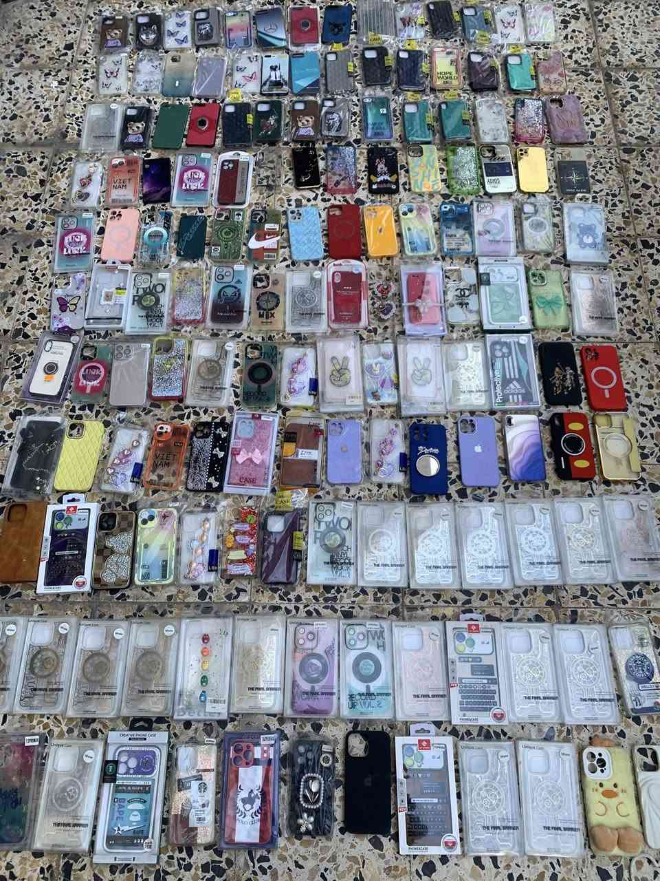 السلام عليكم متوفر شلعة كفرات كله ايفون
-شلعة كفرات ايفون فقط يعني جوكر السوك تقريباً 600 كفر هنه اكثر

-الكفرات كله نضيف ومابي تلف تجيك جاهزه ايفونات فقط من 7 عادي لل16 برو ماكس كلشي موجود 

-السعر  تريد ابيعلك 

300 كفر ب100 الف 

600 كفر ب200 الف

-هاي عندك صور نماذج كدامك 

-وتابعني كل فتره اجيب شلعات وسعر ارخص سعر بالعراق

توصيل موجود ((مجاني)) 

جميع محافظات العراق❤️‍🔥

للتواصل خاص


**إذا كنت صاحب هذا الإعلان وتريد حذفه لأي سبب، رجاءا أرسل رسالة إلى الدعم الفني**