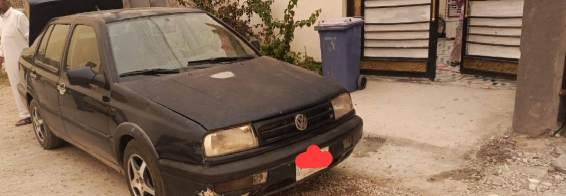 كولف موديل 93 رقم بغداد تحويل ثاني يوم مصبوغة عام جمالية بسبب الجراد كفالة كير اوتو ومحرك وحدادية وتخم تاير جديد مكفولة من الضربة والعيب الشرعي سيارة جاهزة وحلوه #السعرررر  40 وبيها مجال المكان واسط #صويرة للاستفسار ***********
