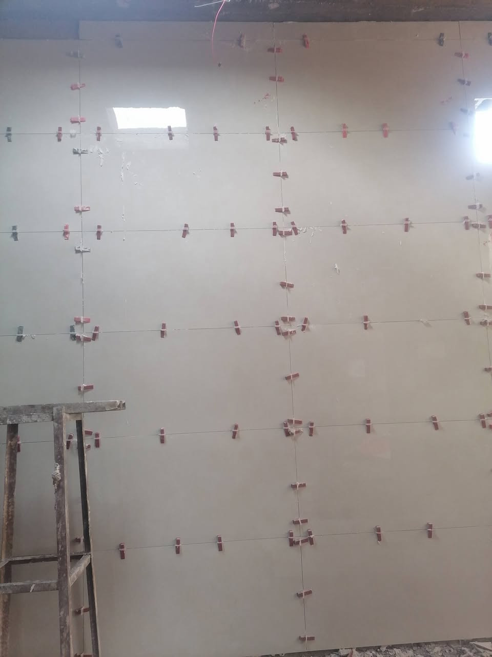 اسلام عليكم خلفه سيراميك متفرغ للعمل ***********
