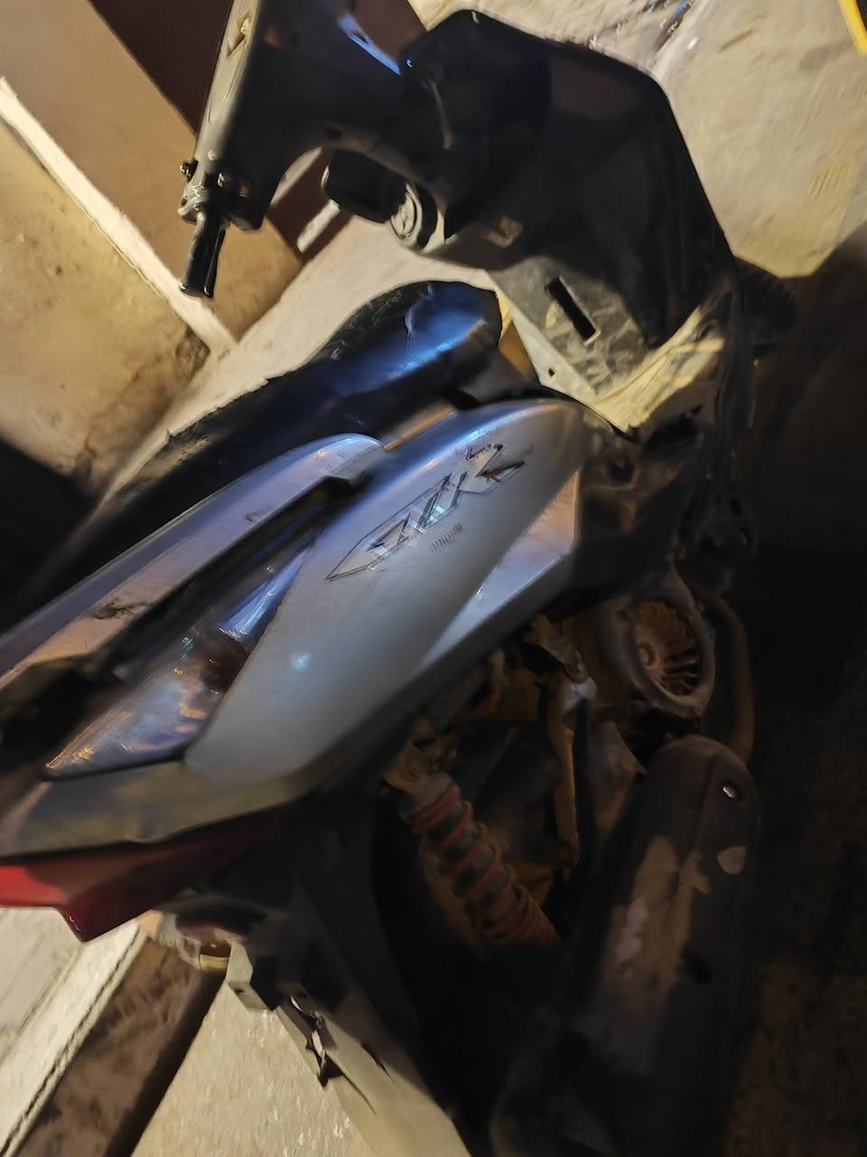 شغاله سلف هندر بيه خيط بخار سعر 150الف قفل مكاني بغداد ساحه عدن هاتف ***********
