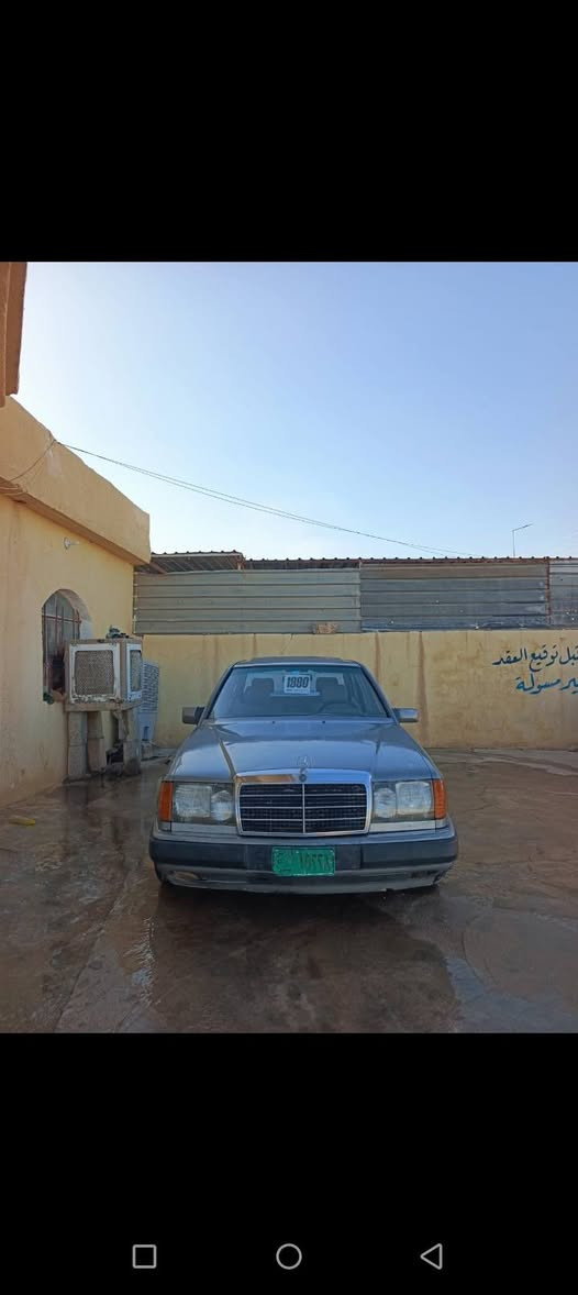 سلام عليكم دب مار سدس للبيع رقم نينوى فحص محرك 4 اصلي تايرات جدد صدر جديد مكان السيارة بيجي مكلف بل نشر لحد يراسلني الاستفسار ع الرقم ***********
