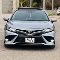 كامري 2024 XSE  فول الفول  4 سلندر ماشي فقط 15 الف  بانورامه  شاشه جبي...