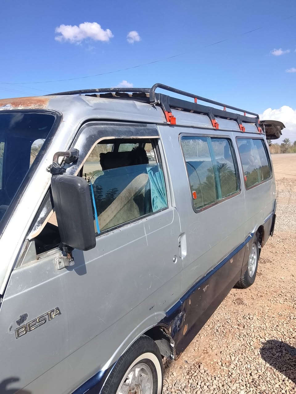 السلام عليكم كيا بستة للبيع السعر 30وبيهة مجال العنوان ديالى المقدادية ***********
